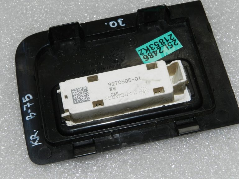 BMW X5 F15 F15 Oriģinālais aizmugurējā luktura kreisais pārsegs 51497327827, 63317941911