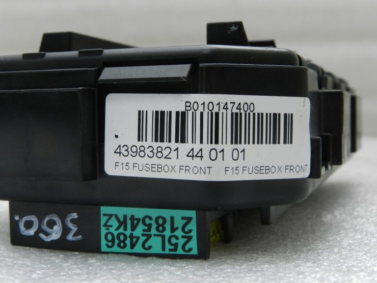 BMW X5 F15 priekšējā drošinātāju kārba Priekšējā drošinātāju kārba 61149316568