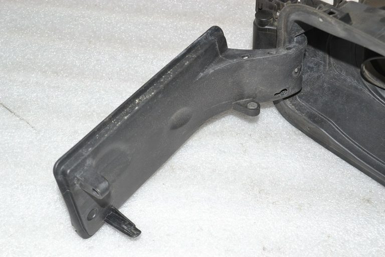 BMW X3 F25 Degvielas uzpildes vāks Degvielas uzpildes vāks 51177270821 7270821 7213035