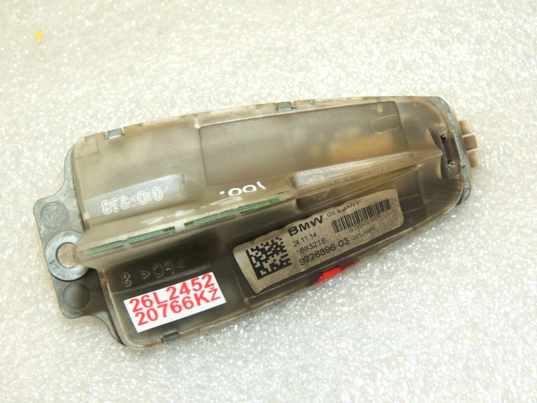 BMW X3 F25 F31 F11 Jumta antenas modulis 9226896 65209226896