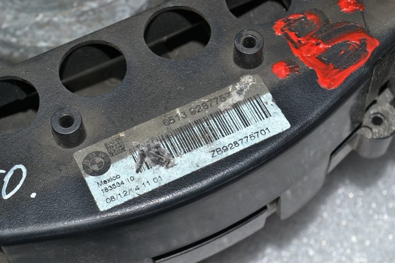 BMW X3 F25 HiFi centrālais basa skaļrunis OE 65139287757 9287757