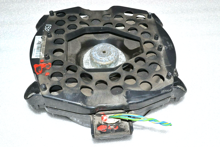 BMW X3 F25 HiFi centrālais basa skaļrunis OE 65139287757 9287757