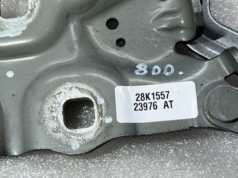 BMW X3 Priekšējā pārsega eņģes priekšējā kreisā puse pelēka 41617262875 7210729