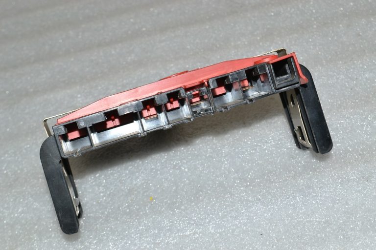 BMW X3 F25 B+ aizmugurējais jaudas sadales sadalītājs 61149343259 9343259