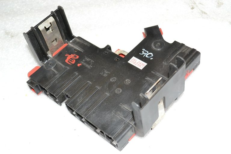 BMW X3 F25 B+ aizmugurējais jaudas sadales sadalītājs 61149343259 9343259