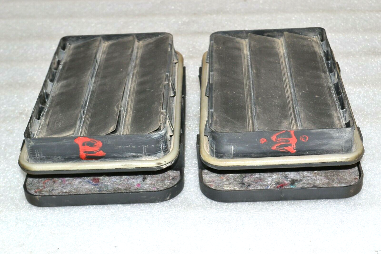 BMW X3 F25 virsbūves ventilācijas restes pāra 64229122453 9122453 6962293