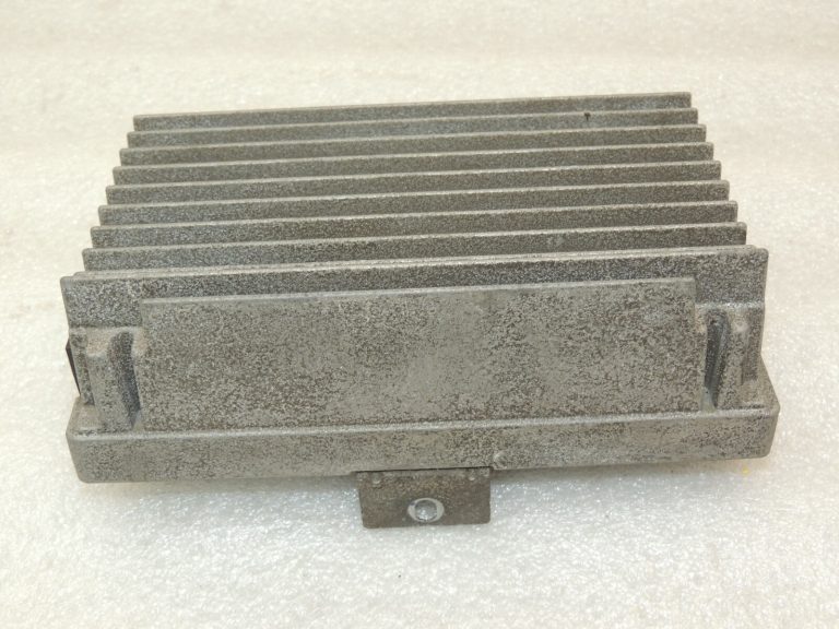 BMW X3 F25 Oriģinālais HIFI sistēmas pastiprinātājs 9348411 65122622680 2622680