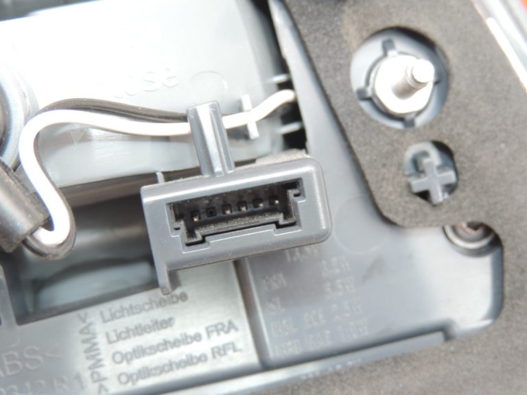 Oriģinālais BMW 5. sērijas G30 pirms LCI aizmugurējais aizmugurējais lukturis pa labi GETESTED 63217376474