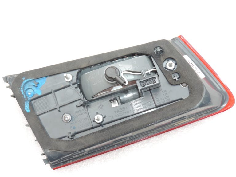 Oriģinālais BMW 5. sērijas G30 pirms LCI aizmugurējais aizmugurējais lukturis pa labi GETESTED 63217376474
