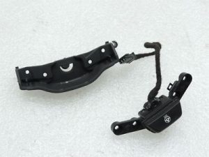 BMW F40 G01 G05 G11 G12 G20 G21 G30 G31 Stūres sildīšanas slēdzis 61319383999