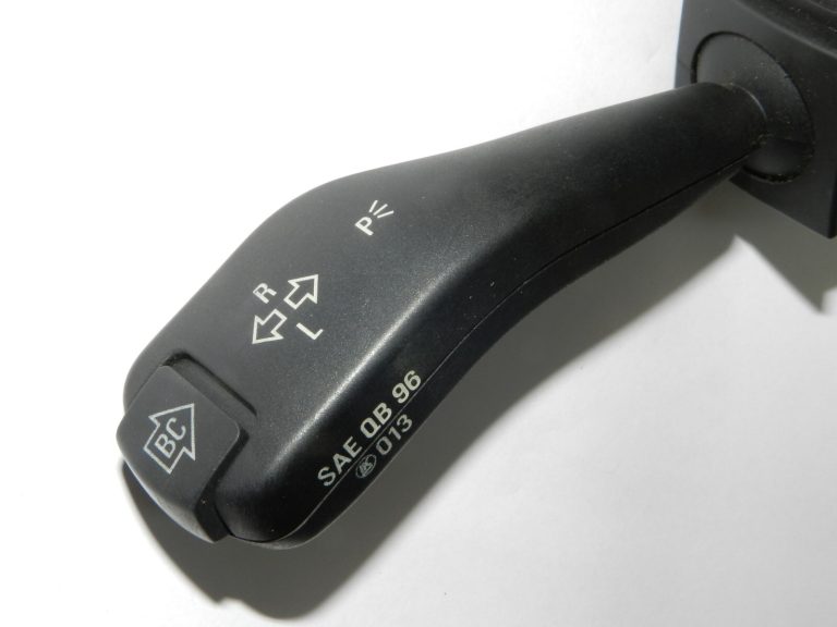BMW E39 E46 E53 Stūres statīva slēdža indikatora svira BC Original 61318363668, 8363668