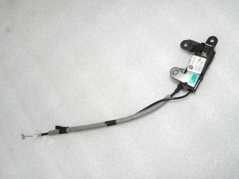 BMW X5 E70 Bagāžas nodalījuma vāka slēdzene pa kreisi 51247351058, 7351058