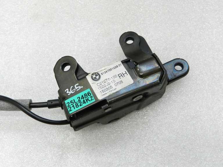 BMW X5 E70 Bagāžas nodalījuma vāka slēdzene pa kreisi 51247351058, 7351058