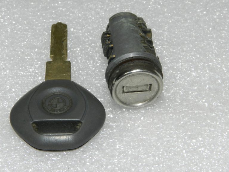 BMW E39 E38 E53 3.0d M57 motora vadības bloks EWS 3 vadības bloku komplekts 7787314 7787703