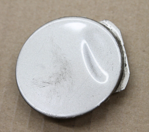 Opel Vectra C Aizmugurējā bampera vilkšanas vāciņš sudraba krāsā 93173890 9186153 2227250