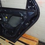 Opel Vectra C hečbeks aizmugurējās labās durvis aizmugurējās labās durvis aizmugurējās labās krāsas Metro 168 / 4XU