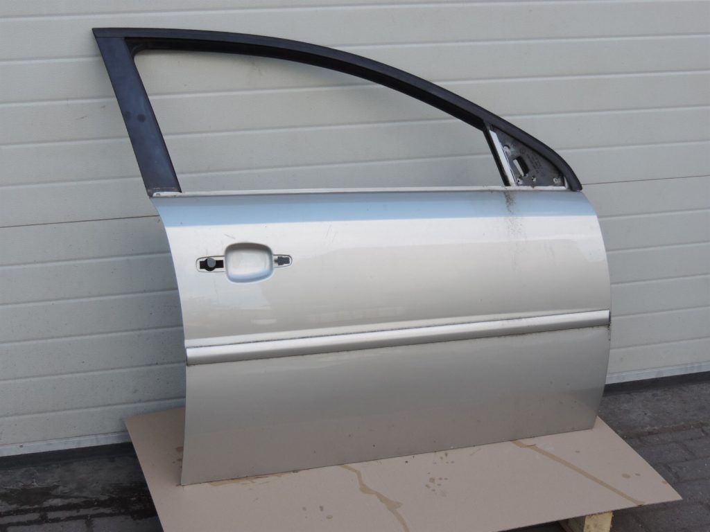 Opel Vectra C durvju priekšējās labās durvis - krāsa - austeres metālika - 158 / 2FU