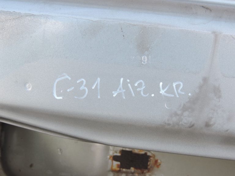 Opel Vectra C Sedans Aizmugurējās kreisās durvis Kreisās durvis Krāsa Austeres metālika 158 2FU