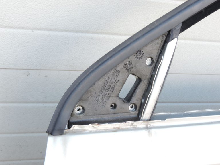 Opel Vectra C priekšējās kreisās durvis kreisās durvis – Krāsa – Austeres metālisks – 158 / 2FU