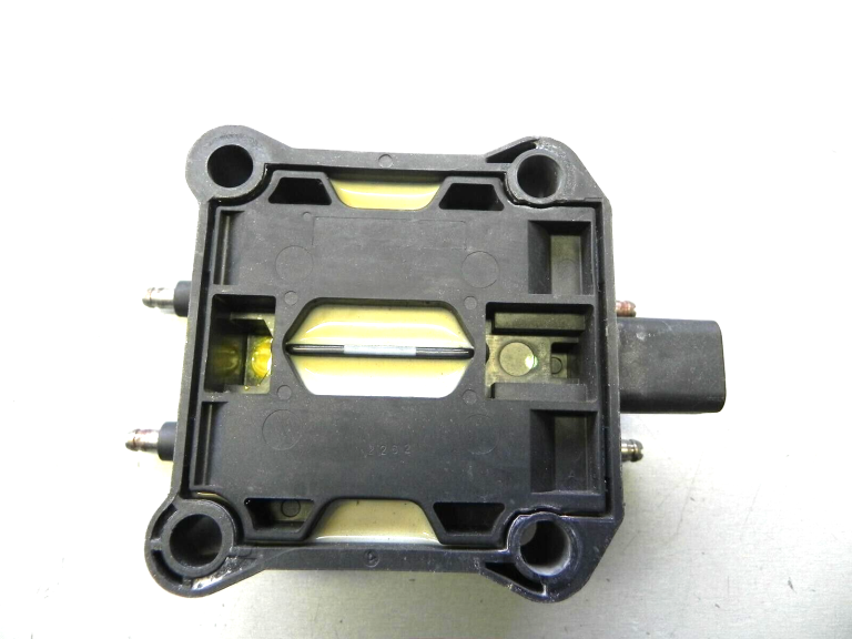 MINI Cooper R50 R52 R53 Aizdedzes spole 2122435 12137510738
