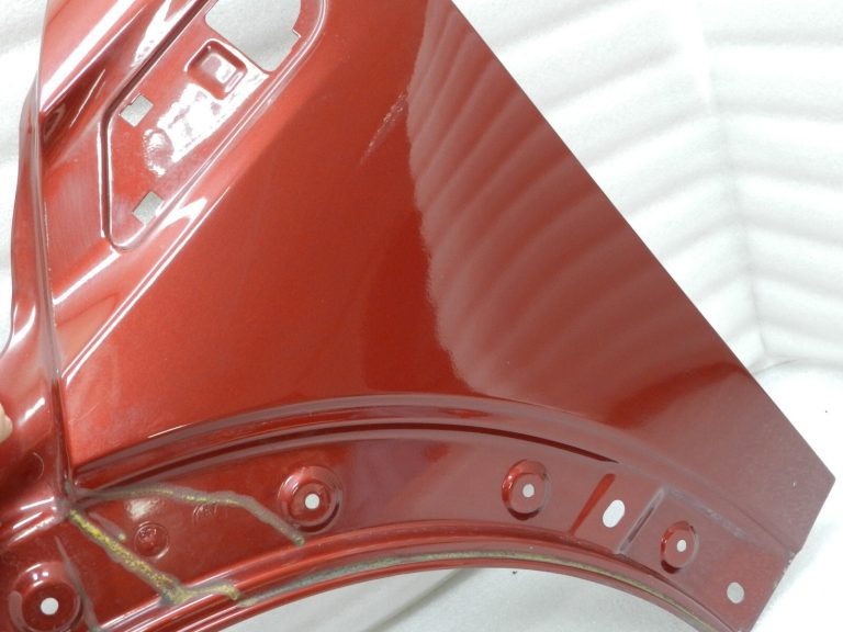 Mini R57 R56 LCI Sānu paneļa priekšējais kreisais dubļusargs 857 Nightfire Red 41352754725