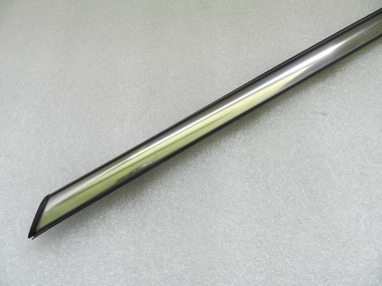 Mini R57 kabriolets Original Shaft Cover Moulding Front Exterior Left 51337146091