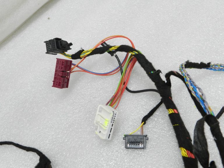 Mini Cooper R57 kabriolets instrumentu paneļa vadu instalācija 61113455943 DEFEKTĪVS
