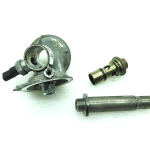 Oriģinālais eļļas filtra korpuss Renault Dacia 1.5 dCi K9K 8201031789 8200272828