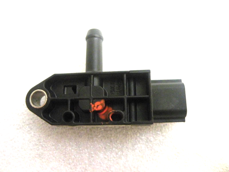 1Tkm ORIGINĀLS izplūdes spiediena sensors DACIA NISSAN OPEL RENAULT 208150018R