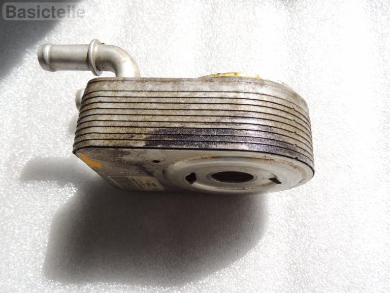 ORIGINAL Eļļas dzesētājs 1.8 2.0 2.4 benzīna Chrysler Dodge Jeep 04884757AD