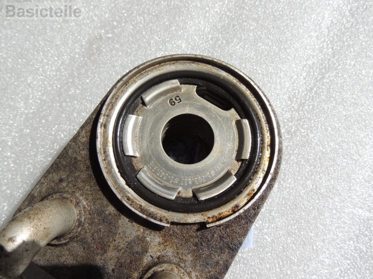 ORIGINAL Eļļas dzesētājs 1.8 2.0 2.4 benzīna Chrysler Dodge Jeep 04884757AD