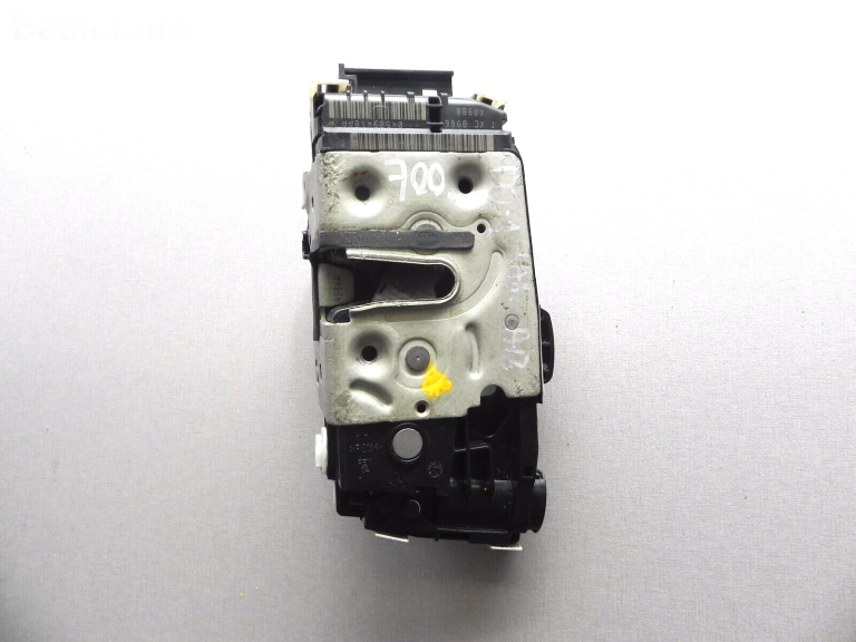 Dodge Caliber Jeep durvju slēdzene ZV aizmugurējā labā durvju slēdzene 4589418AA