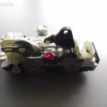 Dodge Caliber Jeep durvju slēdzene ZV aizmugurējā labā durvju slēdzene 4589418AA