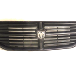 Dodge Caliber radiatora režģis radiatora priekšējā režģa krāsa PX8
