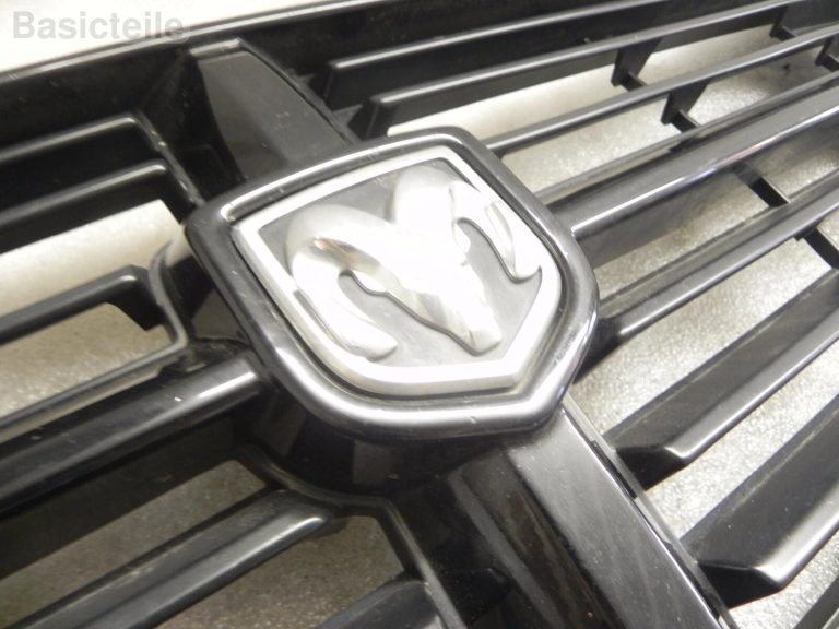 Dodge Caliber radiatora režģis radiatora priekšējā režģa krāsa PX8