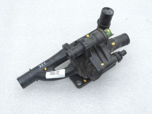 Peugeot Citroen Ford Mazda Volvo Oriģinālais termostata korpuss 1336AF 9670253780