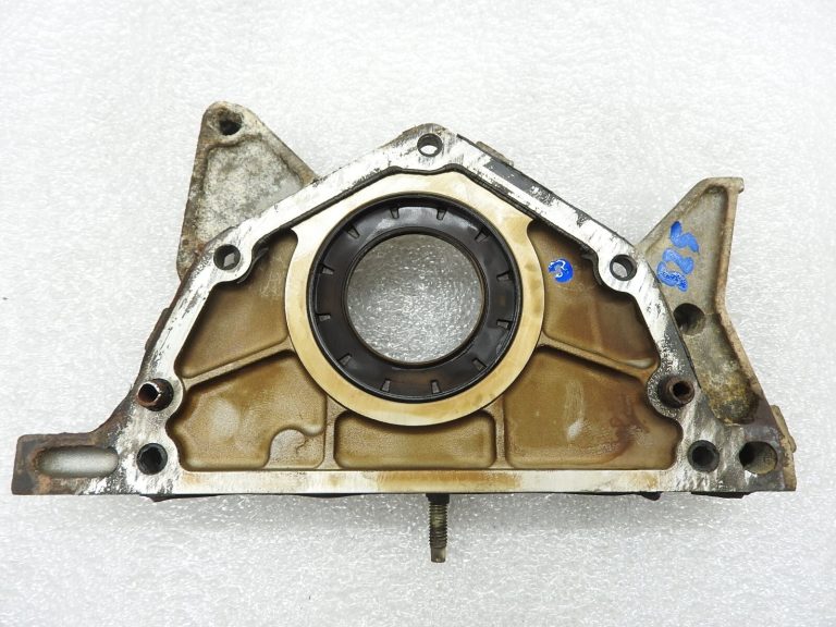 Kloķvārpstas korpusa blīvētājs priekšējais Citroen Peugeot 1,6i 16V TU5JP4 NFU 051456
