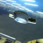 Citroen C4 Grand Picasso Aizmugurējo kreiso durvju krāsa KPU – ORIENTĀLI ZILAIS LAKSTS