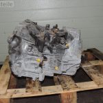 Ford Kuga I MK1 2.0TDCI 103KW 140 ZS manuālā pārnesumkārba 6 ātrumu AV4R-7002-AB transmisija