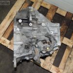 Ford Kuga I MK1 2.0TDCI 103KW 140 ZS manuālā pārnesumkārba 6 ātrumu AV4R-7002-AB transmisija