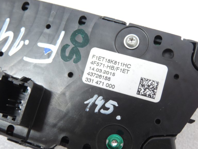 Ford Focus III radio vadības paneļa slēdža pārsega pārslēgs F1ET-18K811-HC