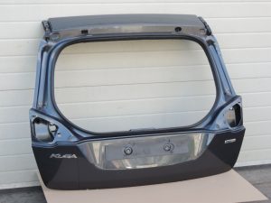 Ford Kuga I aizmugurējās durvis Aizmugurējo durvju krāsa - Jūras pelēks metālika - H8