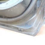 Ford Kuga I Aizmugurējās kreisās durvis Aizmugurējās kreisās durvis – Krāsa – Jūras pelēka metālika – H8