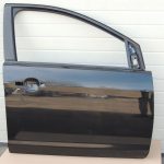 Ford Focus II Facelift Priekšējo durvju labo durvju labo durvju krāsa – F3 – Panther Black