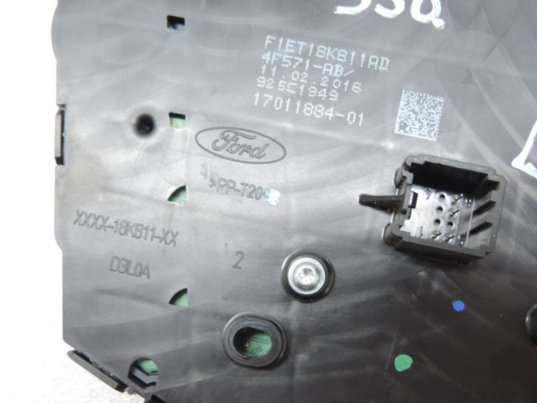 Ford Focus III radio vadības paneļa slēdža pārsega pārslēgs F1ET-18K811-AD