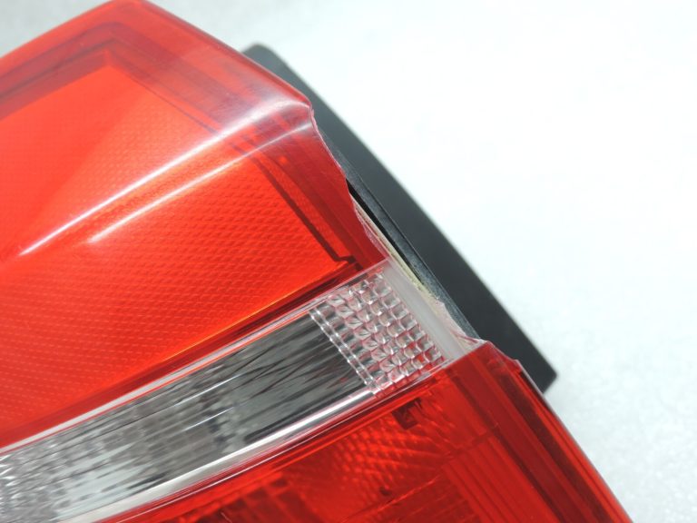 Oriģinālais Focus III kombi Facelift ārējais aizmugurējais kreisais lukturis DEFECTIVE♥ F1EB-13405-DB