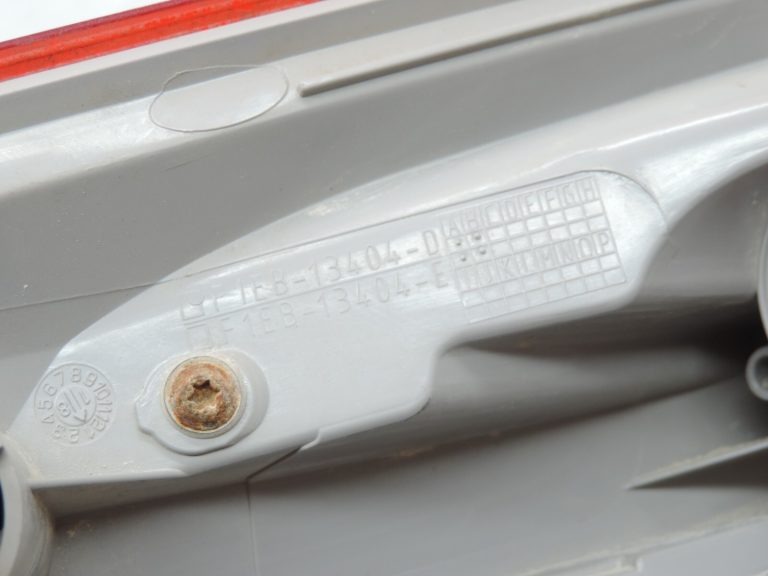 Oriģināls Focus III kombi Facelift ārējais aizmugurējais lukturis labajā pusē F1EB-13404-DB 203312