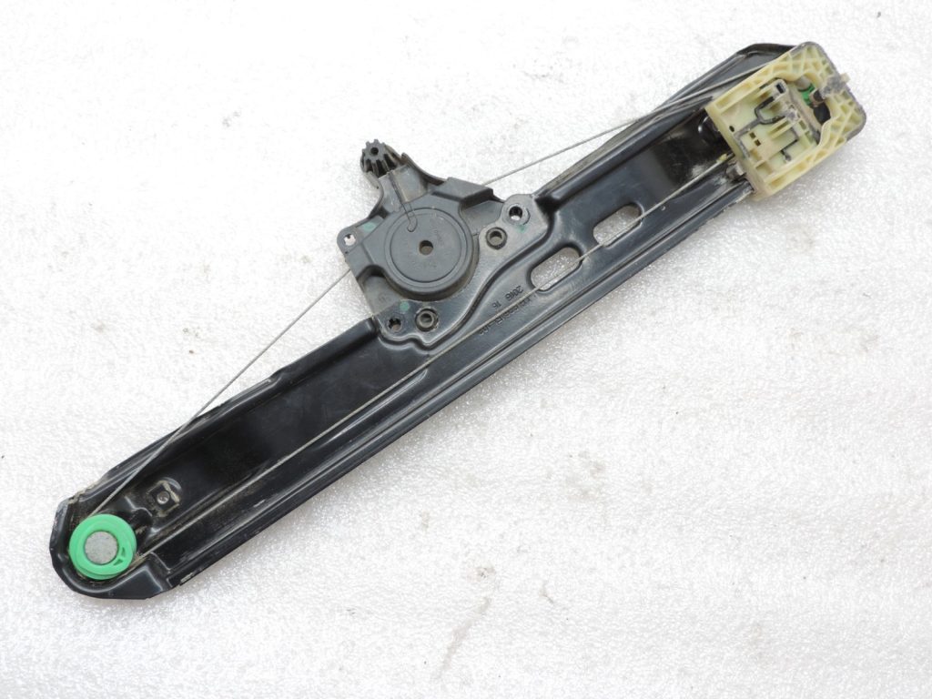 Oriģinālais Ford Ranger TKE Logu regulators (bez motora) aizmugurējais kreisais AB39-2627001-BF