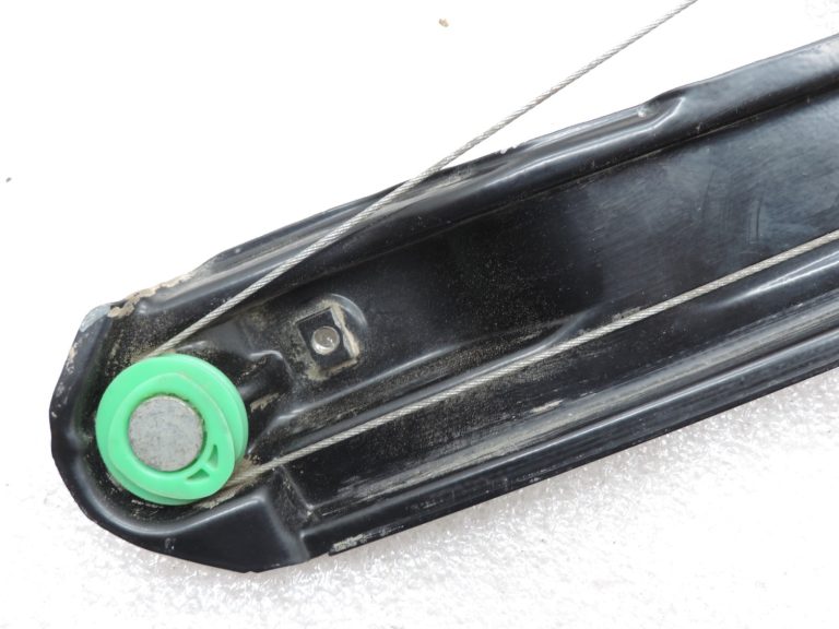 Oriģinālais Ford Ranger TKE Logu regulators (bez motora) aizmugurējais kreisais AB39-2627001-BF