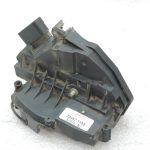 Oriģinālā Ford Ranger TKE aizmugurējo kreiso durvju slēdzene CM5A-A26413-BB, CM5AA26413BB